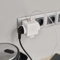 průchozí zásuvka 3x kulatá + adaptér 2x USB-A (1)